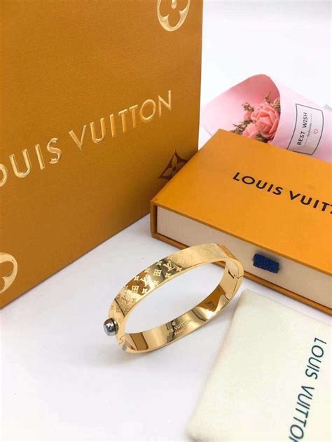 louis vuitton bracciale cuoio|Louis Vuitton bracelet collection.